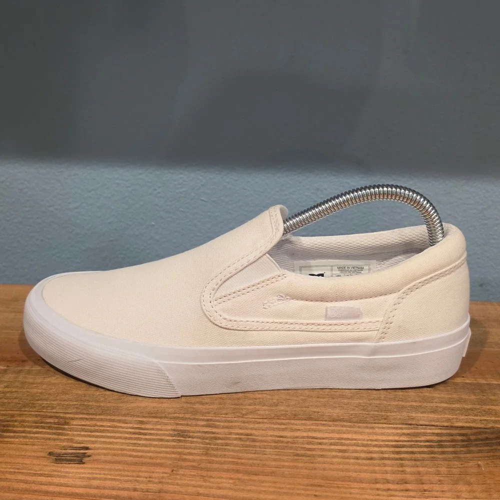 DC shoes slip